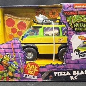 TMNT 9in Pizza Blaster RC Vehicle w6 Launchers & 10 Foam Pizzas “Mutant Mayhem”